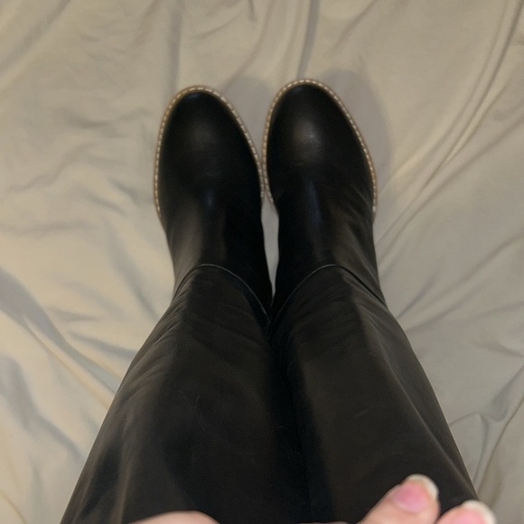 like new Marc Fisher Gabey Round Toe Block Heel Dress Boot Black 10 - Picture 4 of 9